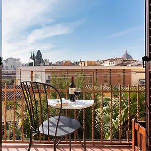 https://colonna-apartment-with-balcony.it-tuscanyhotel.com